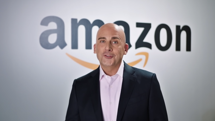 Το Μουσείο του Άουσβιτς επικρίνει την Amazon - Πωλούσε χριστουγεννιάτικα στολίδια με εικόνες του Άουσβιτς (Photos)  - Media