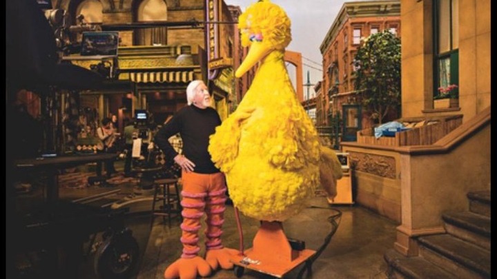 Έφυγε ο Big Bird του Sesame Street - Media
