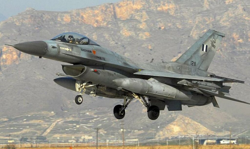 Έλληνες πιλότοι αιφνιδίασαν τους Τούρκους πάνω από τη Ρω: «Τους γλεντήσαμε» - Media