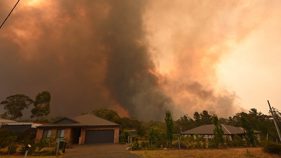 Αυστραλία: Οι πυρκαγιές απειλούν τα αποθέματα νερού στο Σίδνεϊ (Video) - Media
