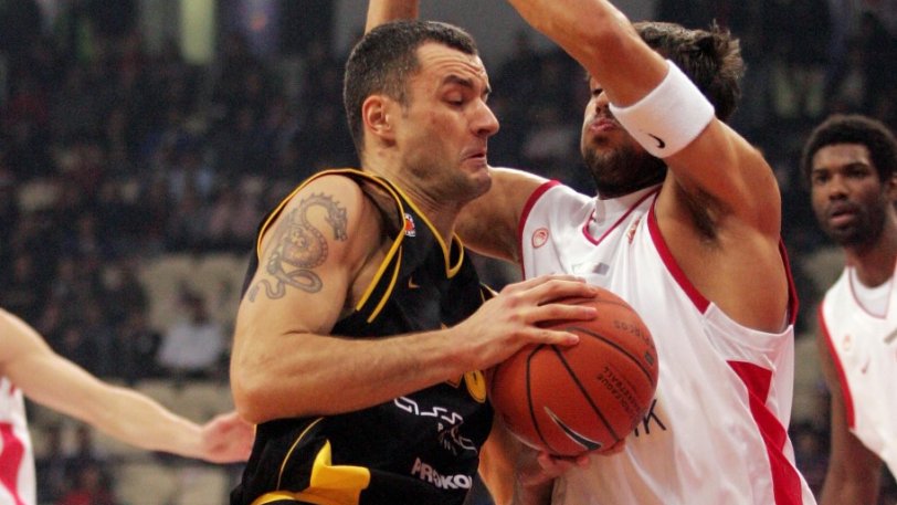 Συνελήφθη ο Μίλαν Γκούροβιτς για ξυλοδαρμό της γυναίκας και της κόρης του - Media