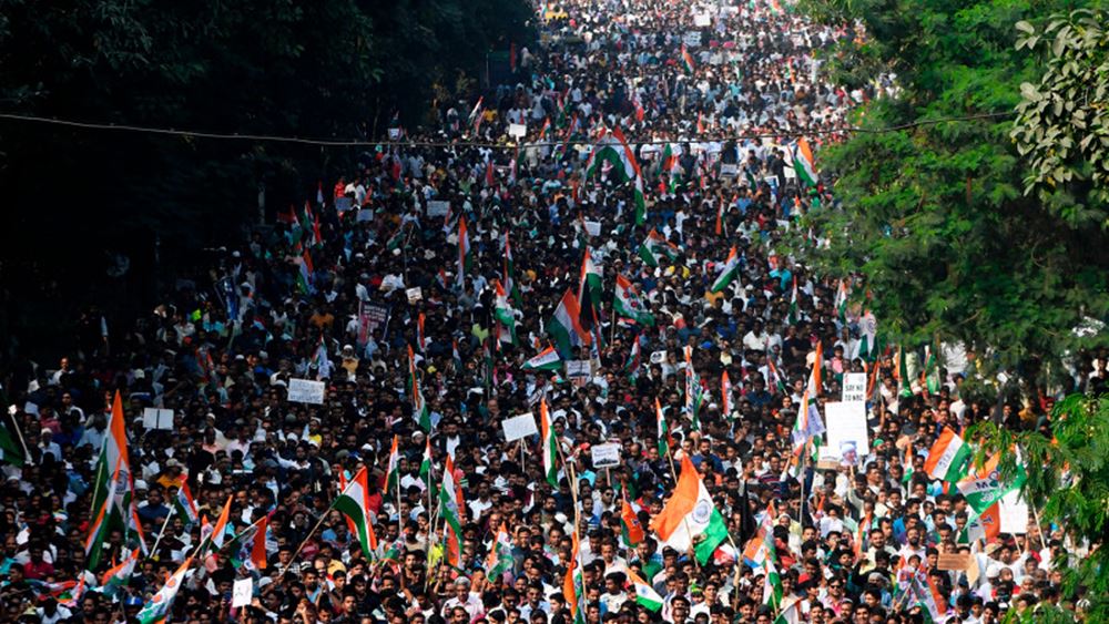 Ινδία: Περισσότερες από 1.500 συλλήψεις διαδηλωτών σε ολόκληρη την χώρα - Media