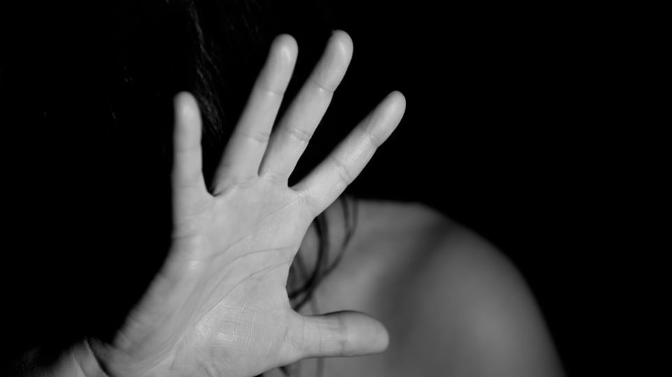 Κρήτη: 18χρονη κατήγγειλε τον βιασμό της μέσα στην ψυχιατρική κλινική του νοσοκομείου  - Media