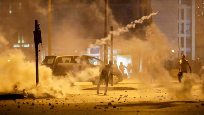 Λίβανος: Νύχτα σκληρών συγκρούσεων διαδηλωτών-αστυνομίας - Νέα αναβολή για διορισμό πρωθυπουργού (Photos/Video) - Media