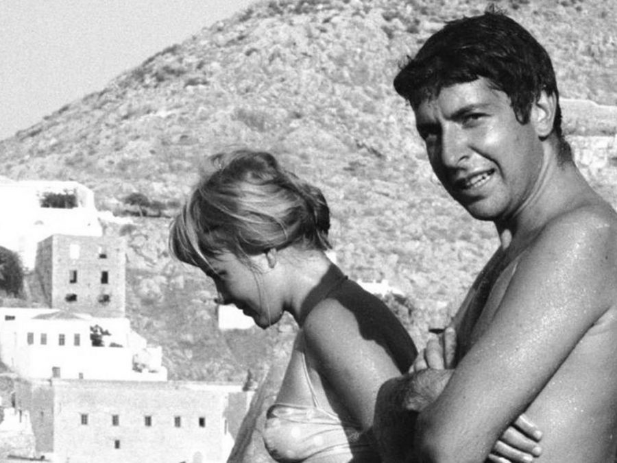 Όταν ο Leonard Cohen γνώρισε τον μεγάλο του έρωτα ένα καλοκαίρι στην Ύδρα - Media