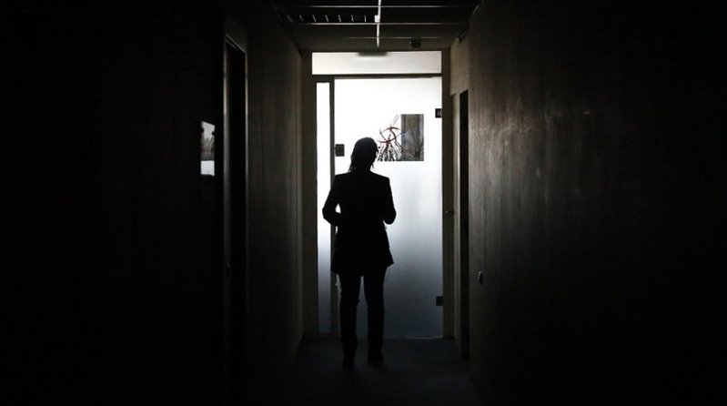 Αγρίνιο: Αποκλεισμένη 20χρονη ασθενής - Η ΔΕΗ έκοψε το ρεύμα στην πολυκατοικία - Media