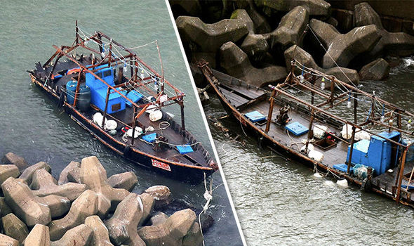 Πλοίο-φάντασμα με μακάβριο περιεχόμενο ξεβράστηκε σε ιαπωνικό νησί - Θρίλερ με δύο κεφάλια και 5 σκελετούς! (Photos)  - Media