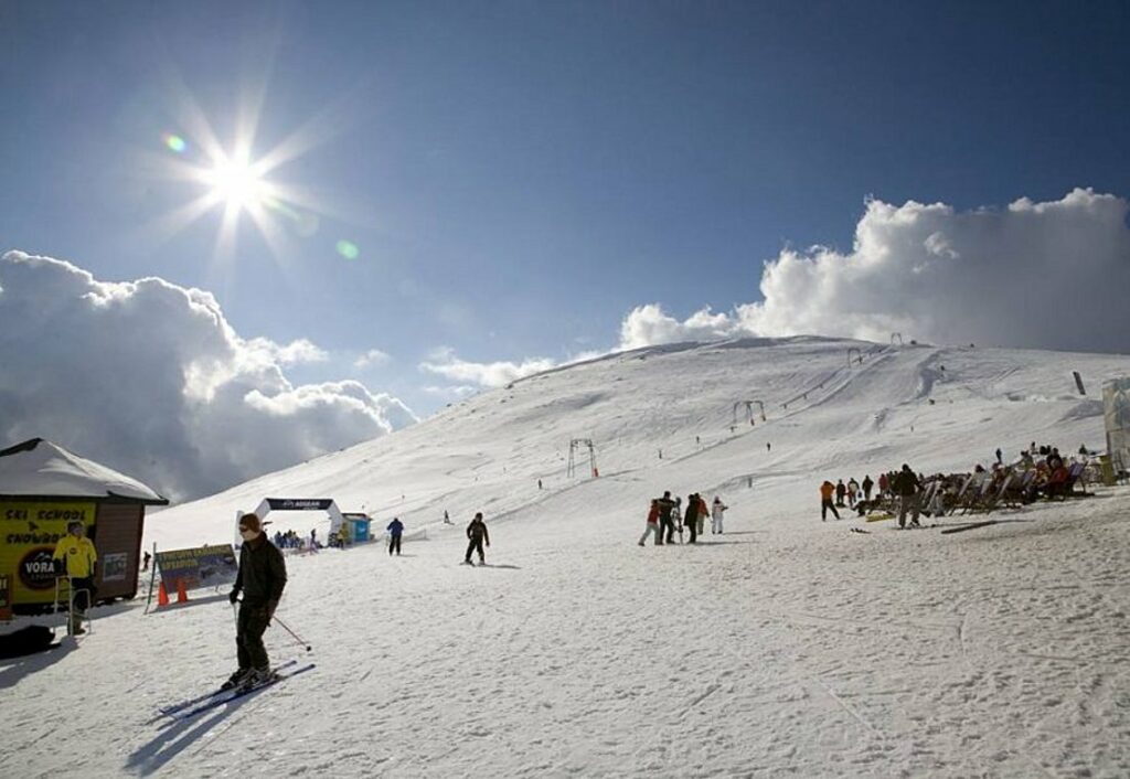 Πέλλα: Σε λειτουργία το χιονοδρομικό κέντρο Βόρας– Καϊμάκτσαλαν - Media