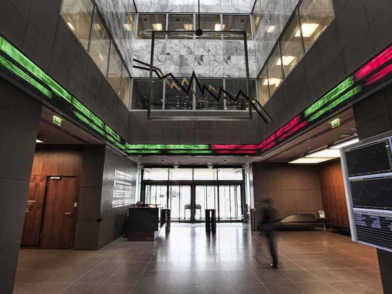 Χ.Α.: Κοντοστέκεται, χαμηλότερα των 890 μονάδων - Media