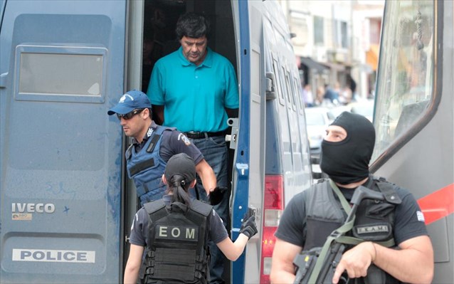 Θεσσαλονίκη: Πέντε μήνες φυλάκιση για εμπρησμό στον Χριστόδουλο Ξηρό - Media