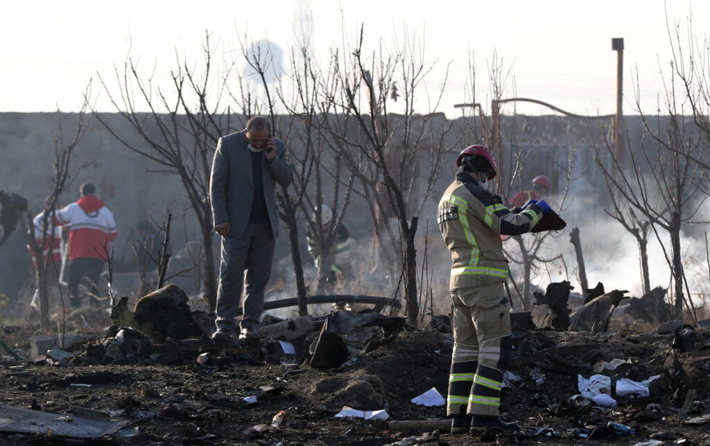 Ιράν - συντριβή Boeing: Καχυποψία για την Τεχεράνη - Στο προσκήνιο το σενάριο της κατάρριψης από λάθος - Media