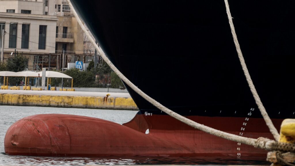 Τέλος εποχής για πασίγνωστο πλοίο της ακτοπλοΐας - Πώς μοιάζει μετά την αλλαγή των σινιάλων του (Photo) - Media
