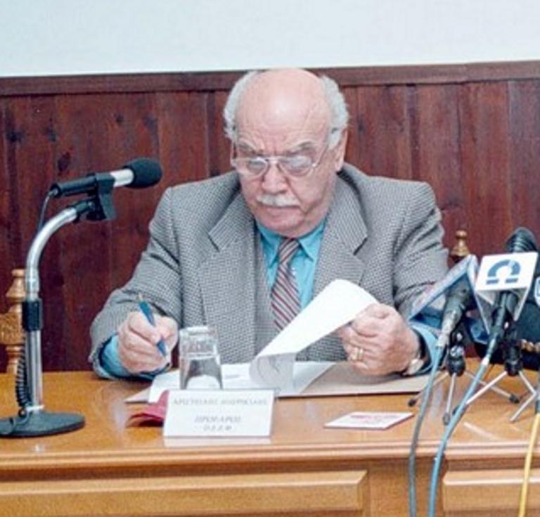 Έφυγε από τη ζωή η «ψυχή» της ΔΕΘ, ο Αριστείδης Ποζρικίδης - Media