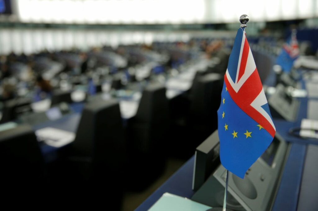 Υπεγράφη η συμφωνία για το Brexit από την ΕΕ - Τα επόμενα βήματα - Media