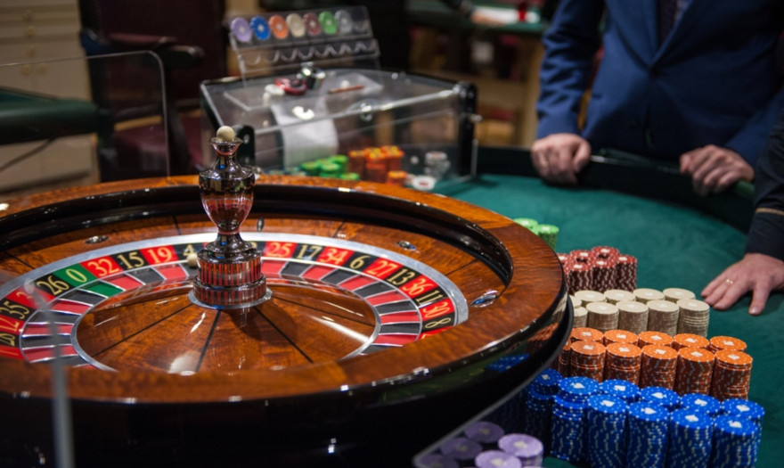 Πώς ανοίγουν τα καζίνο μετά τον κορωνοϊό: Ποια ζήτησαν παράταση- Η απόφαση της Επιτροπής Παιγνίων - Media