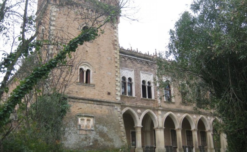 Σε ιδιώτες το Castello Bibelli-Το ιστορικό κτίριο που έχτισε Ιταλός ναύαρχος (Photos) - Media