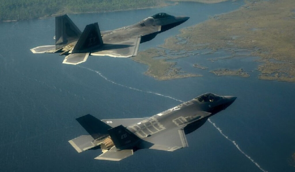 To «τρελό» σχέδιο της Ιαπωνίας: Θέλει μαχητικό-διασταύρωση F-22 και F-35 - Media