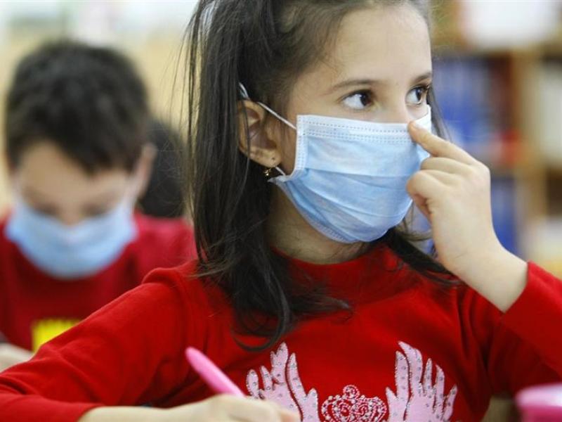 Θερίζει η γρίπη στα σχολεία – Επιπλέον εμβόλια επιστρατεύει το Υπ. Υγείας – Tι συμβουλεύουν οι ειδικοί - Media