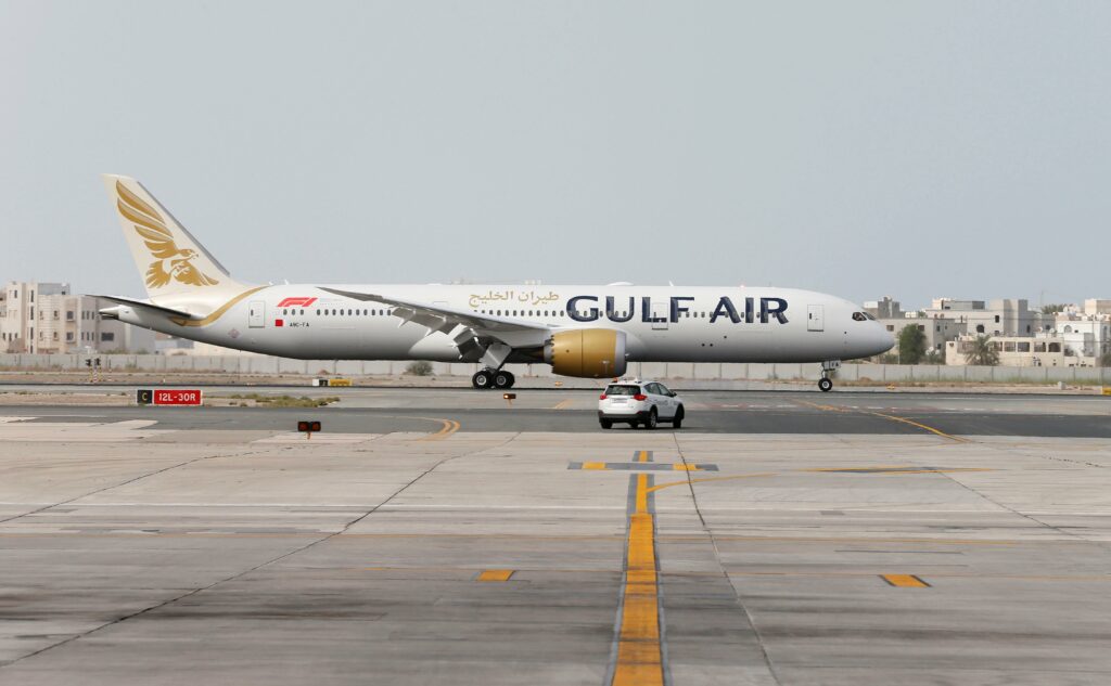 Η Gulf Air διακόπτει τις πτήσεις της προς τη Βαγδάτη και τη Νατζάφ - Media