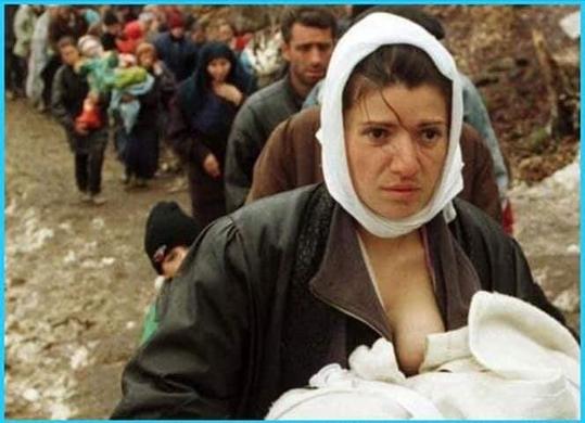 Δείτε πώς είναι σήμερα η πρόσφυγας-σύμβολο του πολέμου του Κοσσυφοπεδίου (Photos | Video) - Media