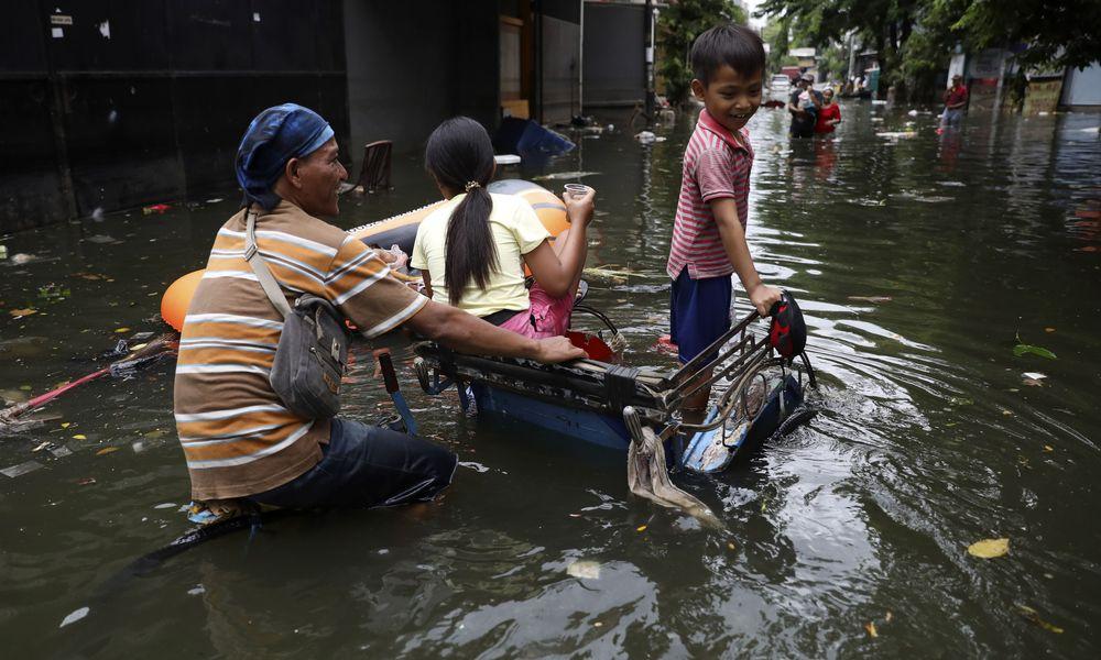 Ινδονησία: Τουλάχιστον 53 νεκροί, πάνω από 173.000 εξαιτίας των πλημμυρών - Media