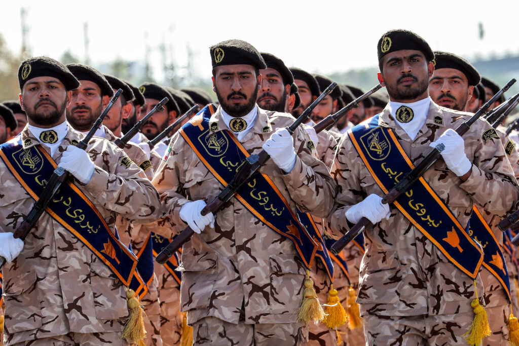 Φρουροί της Επανάστασης: Το... ένοπλο «βαθύ κράτος» του Ιράν - Media