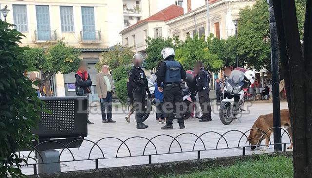 Λαμία: Zευγάρι έκλεψε κοσμηματοπωλείο αλλά τους έπιασαν λίγα στενά μακριά - Media