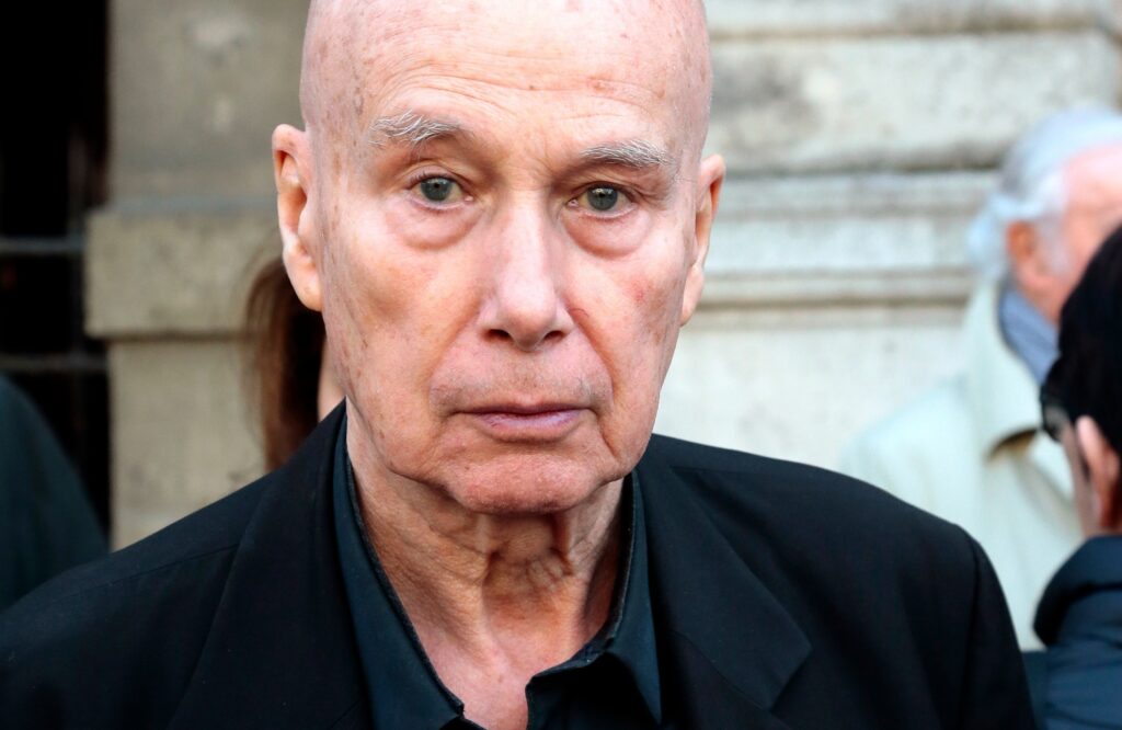 Σοκ στη Γαλλία: Έρευνα για αποπλάνηση ανηλίκου σε βάρος γνωστού συγγραφέα - Media