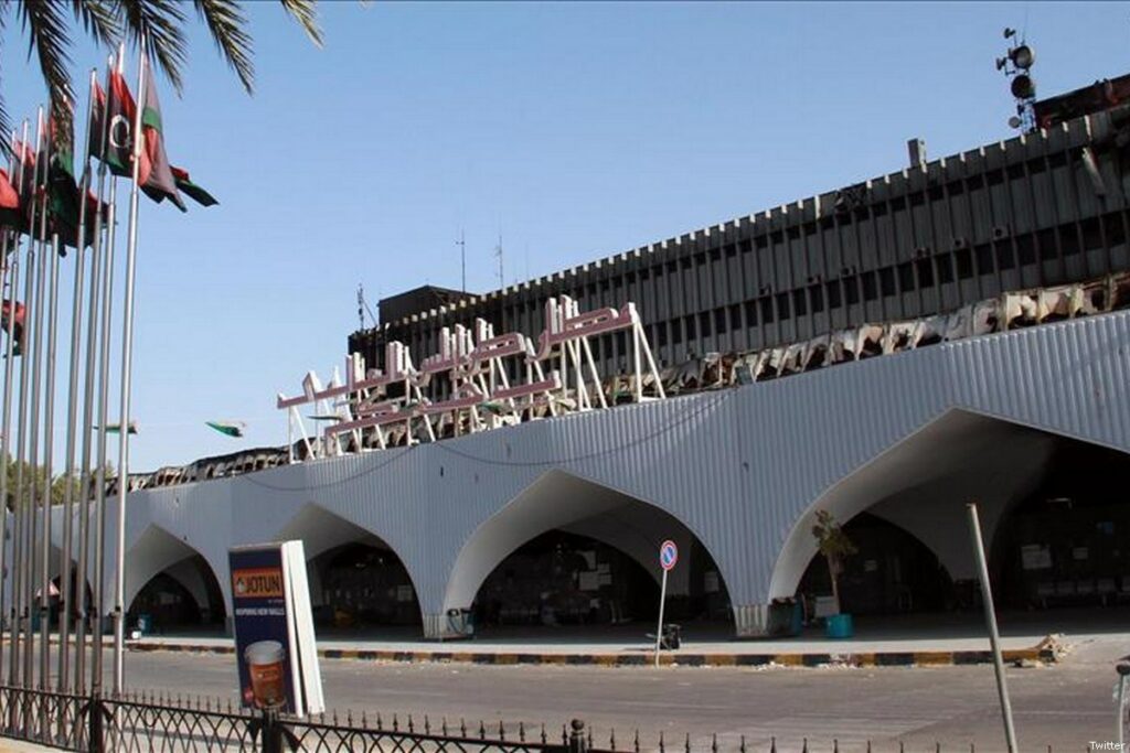 Τέλος οι πτήσεις στην Τρίπολη - Εκτοξεύτηκαν ρουκέτες - Media
