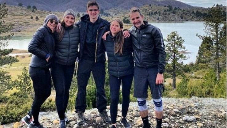 &Eta; &laquo;&omicron;&iota;&kappa;&omicron;&gamma;&epsilon;&nu;&epsilon;&iota;&alpha;&kappa;ή&raquo; &alpha;&nu;ά&rho;&tau;&eta;&sigma;&eta; &Mu;&eta;&tau;&sigma;&omicron;&tau;ά&kappa;&eta; &sigma;&tau;&omicron; Instagram &alpha;&pi;ό &tau;&omicron; &Mu;έ&tau;&sigma;&omicron;&beta;&omicron; - Media