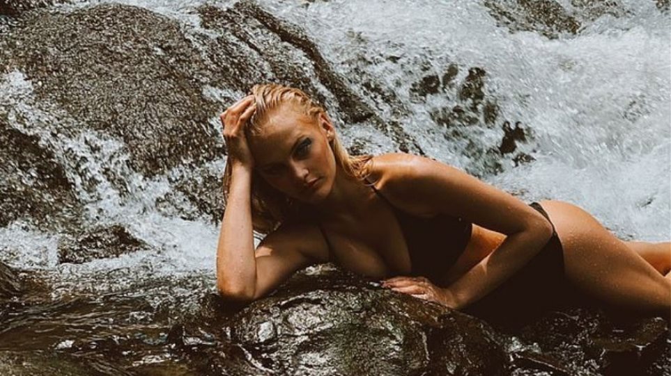 Γνωστό μοντέλο έπεσε από τον τρίτο όροφο σχεδόν γυμνή και τώρα χαροπαλεύει (Photos) - Media