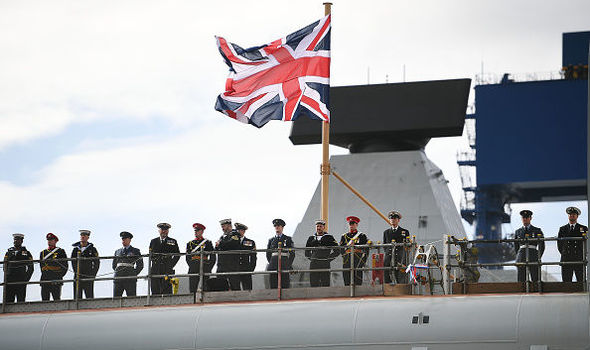 Βρετανικά πλοία και ελικόπτερα σε ετοιμότητα στη Μέση Ανατολή για το ενδεχόμενο κλιμάκωσης της κρίσης - Media
