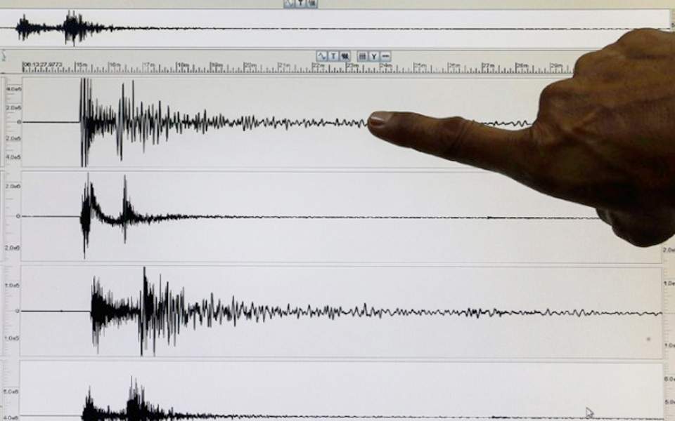 Ισχυρός σεισμός 6,2 Ρίχτερ στην Ινδονησία - Δεν υπάρχει κίνδυνος για τσουνάμι - Media