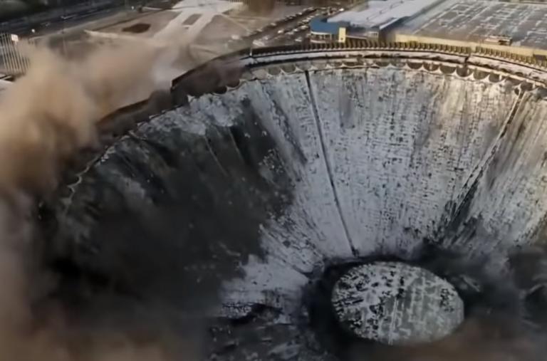 Αγία Πετρούπολη: Κατέρρευσε αθλητικό κέντρο - Ένας νεκρός (Videos) - Media