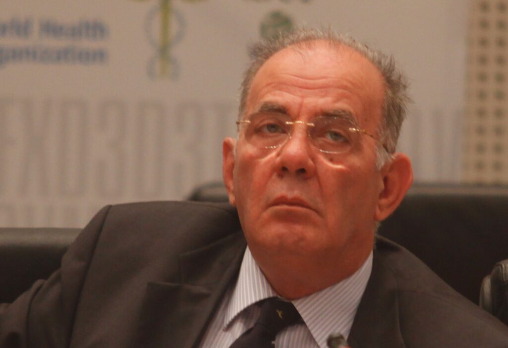 «Πολύ πιο χαμηλή των όσων λέγονται η θνησιμότητα του κορονοϊού» λέει καθηγητής της ΕΣΔΥ - Media