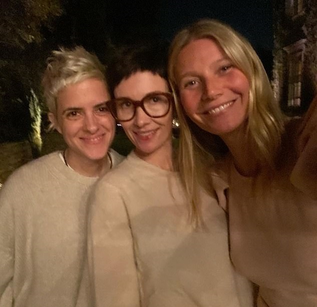 Γκουίνεθ Πάλτροου, Ντέμι Μουρ και Κέιτ Χάντσον: Έκαναν πάρτι άβαφες (Photos) - Media