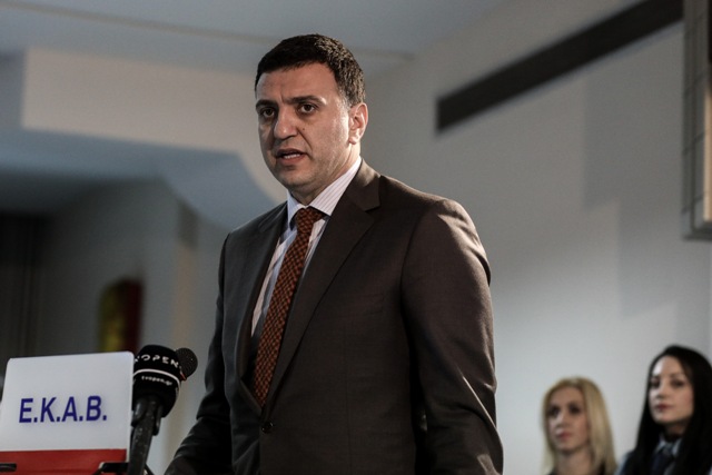 Στη Θεσσαλονίκη εκτάκτως ο Κικίλιας μετά το πρώτο κρούσμα του κορωνοϊού στην Ελλάδα  - Media