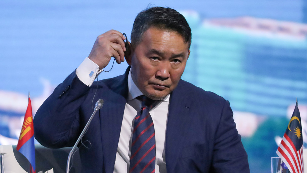 Σε καραντίνα ο πρόεδρος της Μογγολίας μετά από ταξίδι στην Κίνα - Media