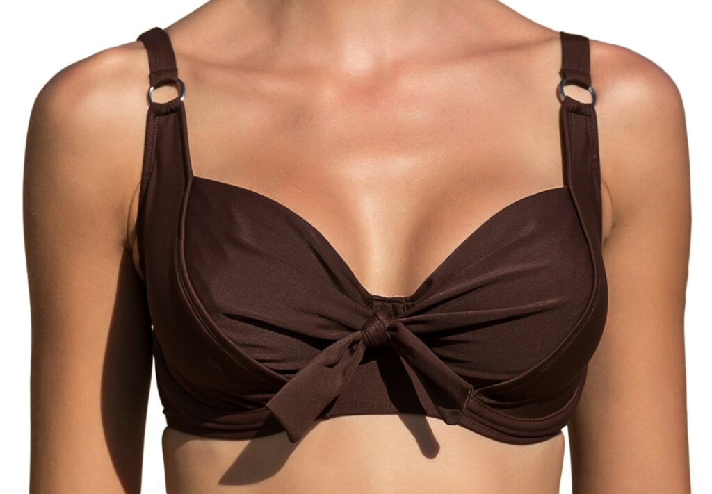 Επτά στις δέκα γυναίκες παγκοσμίως δεν είναι ικανοποιημένες με το μέγεθος του στήθους τους - Media