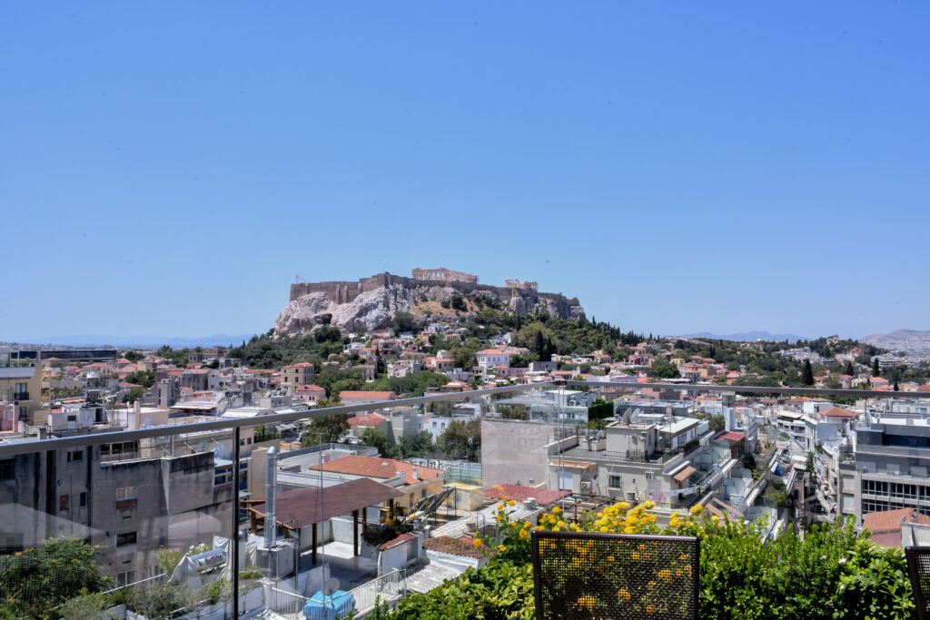 «Αδήλωτα τετραγωνικά»: Τι πρέπει να γνωρίζουν οι ιδιοκτήτες - Τα πρόστιμα και οι αναδρομικές επιβαρύνσεις - Media