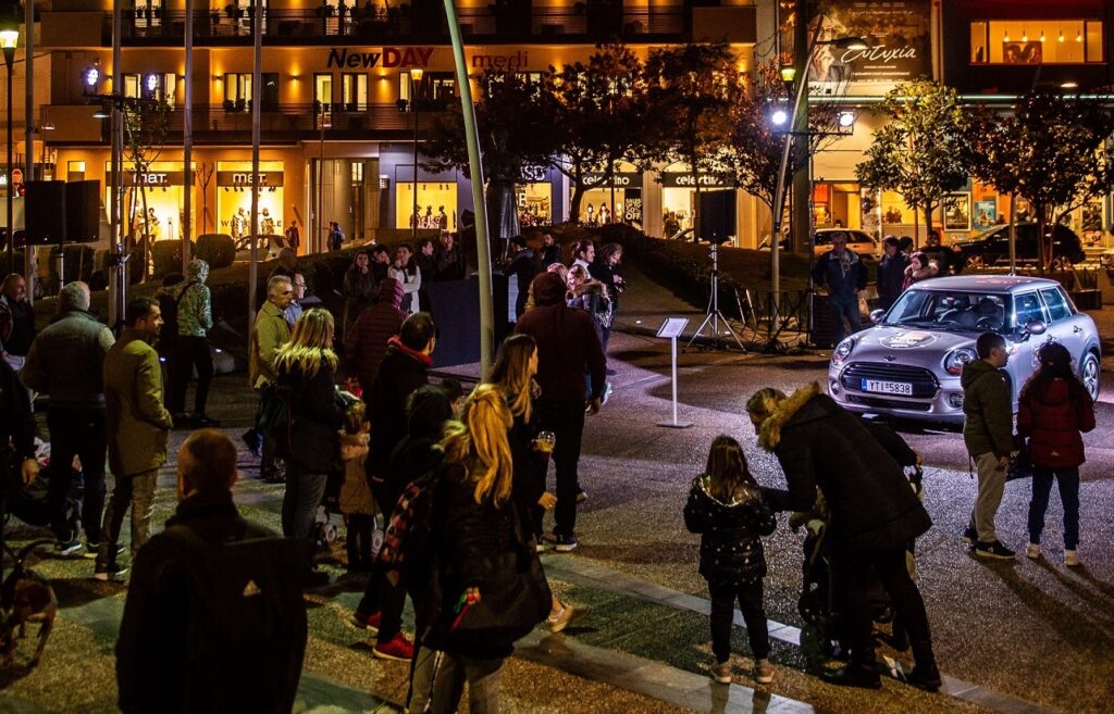 Κέρδη έως 500.000 ευρώ, 10 αυτοκίνητα και ξεχωριστά δώρα από το ΣΚΡΑΤΣ «MINI COOPER» - Media