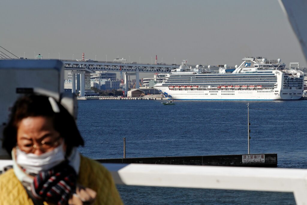 Κρουαζιερόπλοιο Diamond Princess: Άλλοι 60 επιβάτες προσβλήθηκαν από κορωνοϊό (Videos) - Media