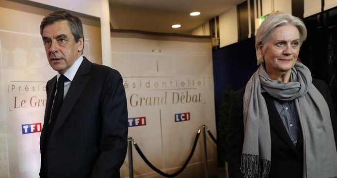 Γαλλία: Ξεκινά η δίκη του πρώην πρωθυπουργού Φρανσουά Φιγιόν - Media