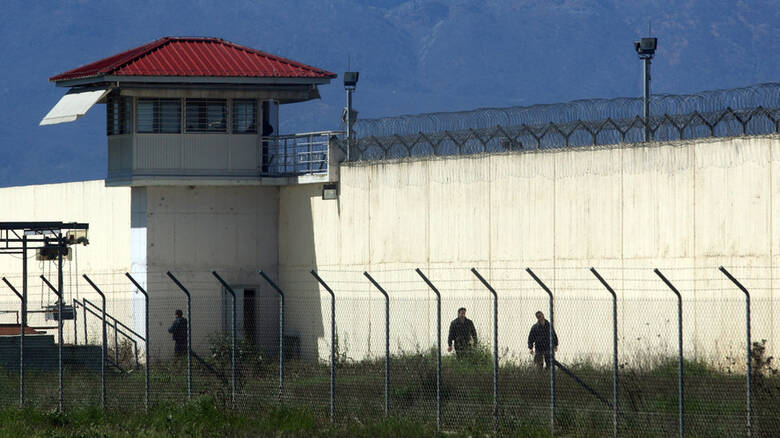 Τι απαντά το υπουργείο Προστασίας του Πολίτη για το drone στις φυλακές Τρικάλων - Media