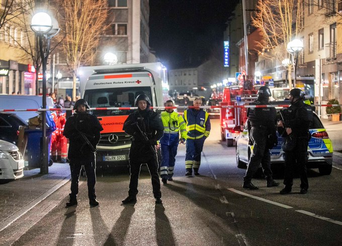 Μέρκελ για τη σφαγή στο Χανάου: Το μίσος είναι δηλητήριο (Photos) - Media