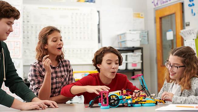 Ο STEM EDUCATION και ο WRO HELLAS συμμετέχουν στη μεγαλύτερη έκθεση ρομποτικής που έγινε ποτέ στην Ελλάδα - Media