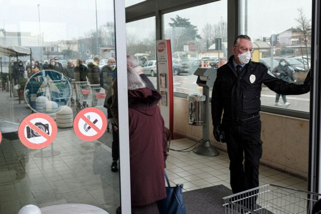 Κορωνοϊός: Θεραπεύτηκε η πρώτη ασθενής στην Ιταλία - Στους 12 οι νεκροί - Media