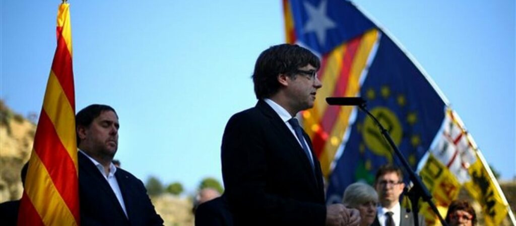 Γαλλία: Δεκάδες χιλιάδες άνθρωποι σε συγκέντρωση για τον εξόριστο Καταλανό ηγέτη Κάρλες Πουτζδεμόν - Media