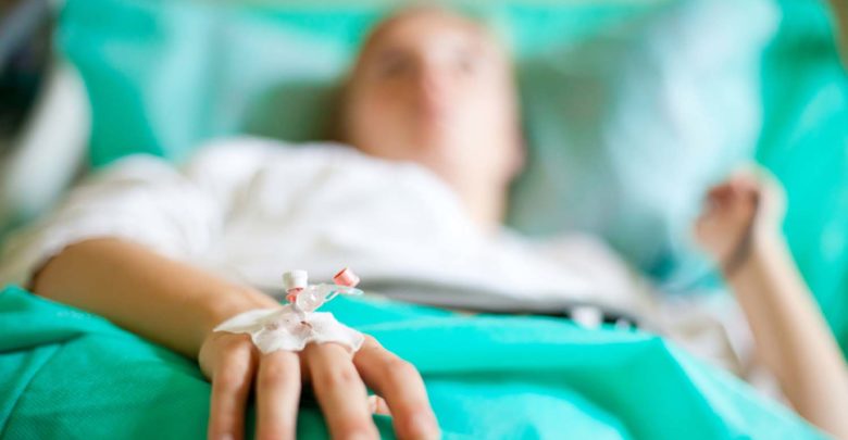 Λάρισα: Σε κρίσιμη κατάσταση η 32χρονη που έκανε εξαγωγή δοντιού, γύρισε σπίτι της και κατέρρευσε - Media