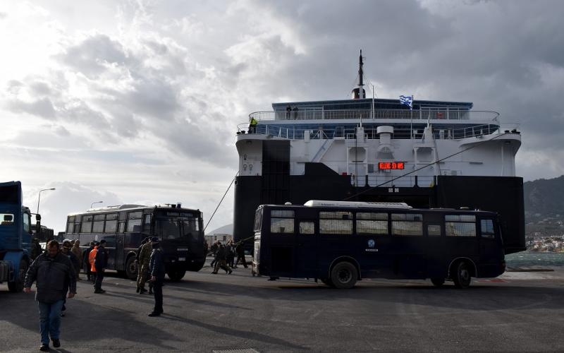 Μεγαλοπρεπές «άδειασμα» του Λιμενικού στους συνδικαλιστές της αστυνομίας: Καμία χειρονομία σε βάρος των ΜΑΤ - Media